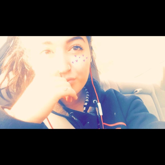 Meet your Posher, Mariza - Picture 4 of 4